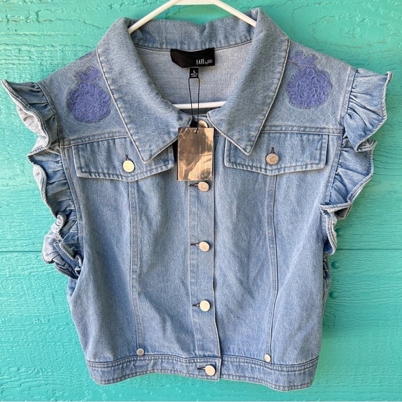 DENIM RUFFLE EMBROIDERED BUTTON DOWN VEST TOP WITH POCKETS SIZE LARGE NWT - Picture 8 of 8